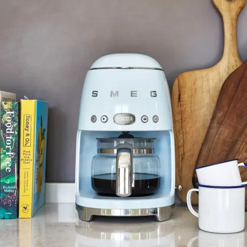 Smeg Drip Coffee Machine 50's Style Aesthetic - Pastel blue