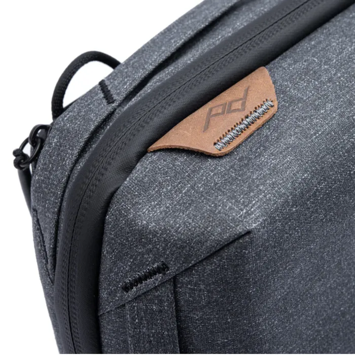 Shop Peak Design Tech Pouch Charcoal at the best price in Kuwait