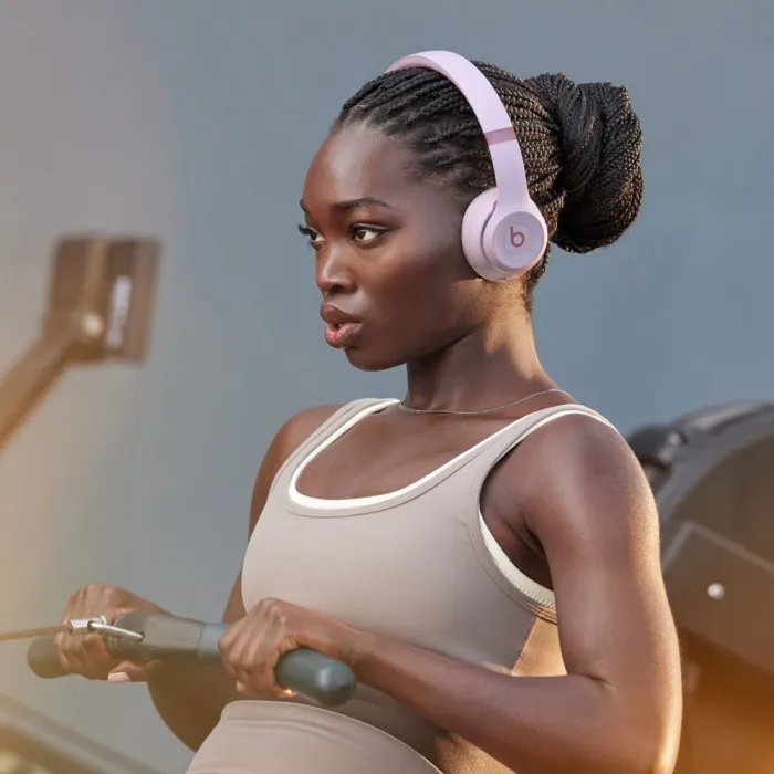 Beats Solo 4 Wireless Bluetooth On-ear Headphones - Cloud Pink