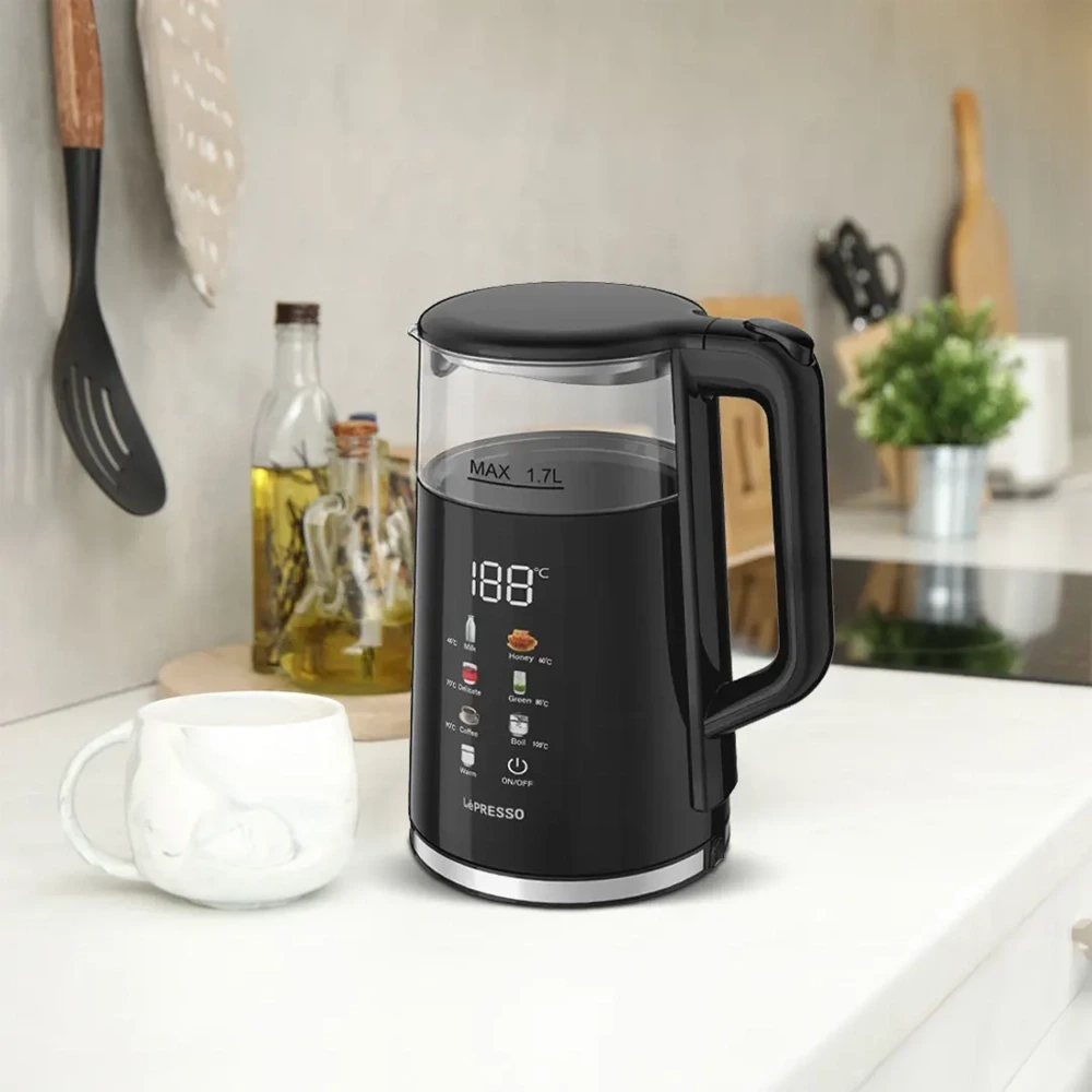 LePresso Kettle Pouring Water