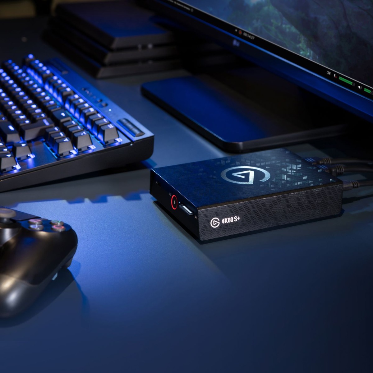 4K60_S__Lifestyle_Shot_01