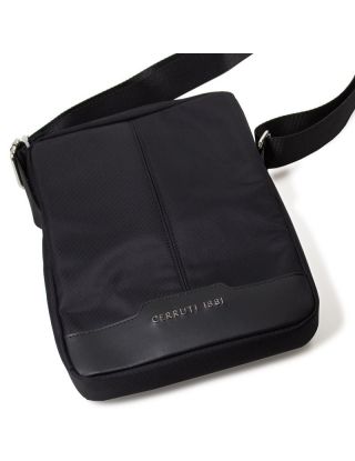 حقيبة تابلت مقاس 10 من CERRUTI  اللون الأسود